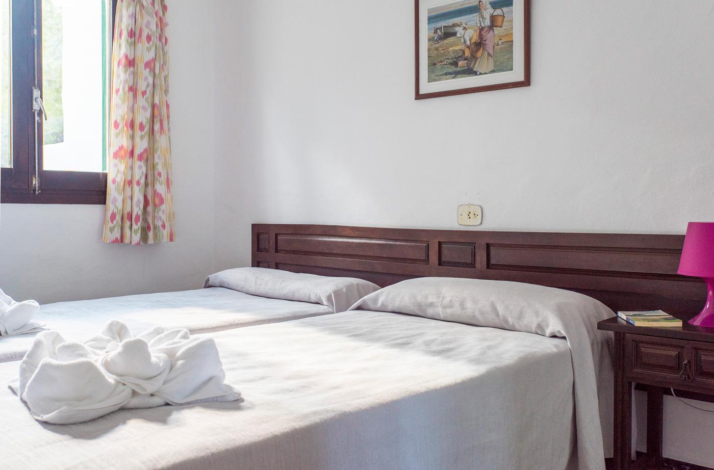 Apartamentos Pinomar Es Calo  Εξωτερικό φωτογραφία